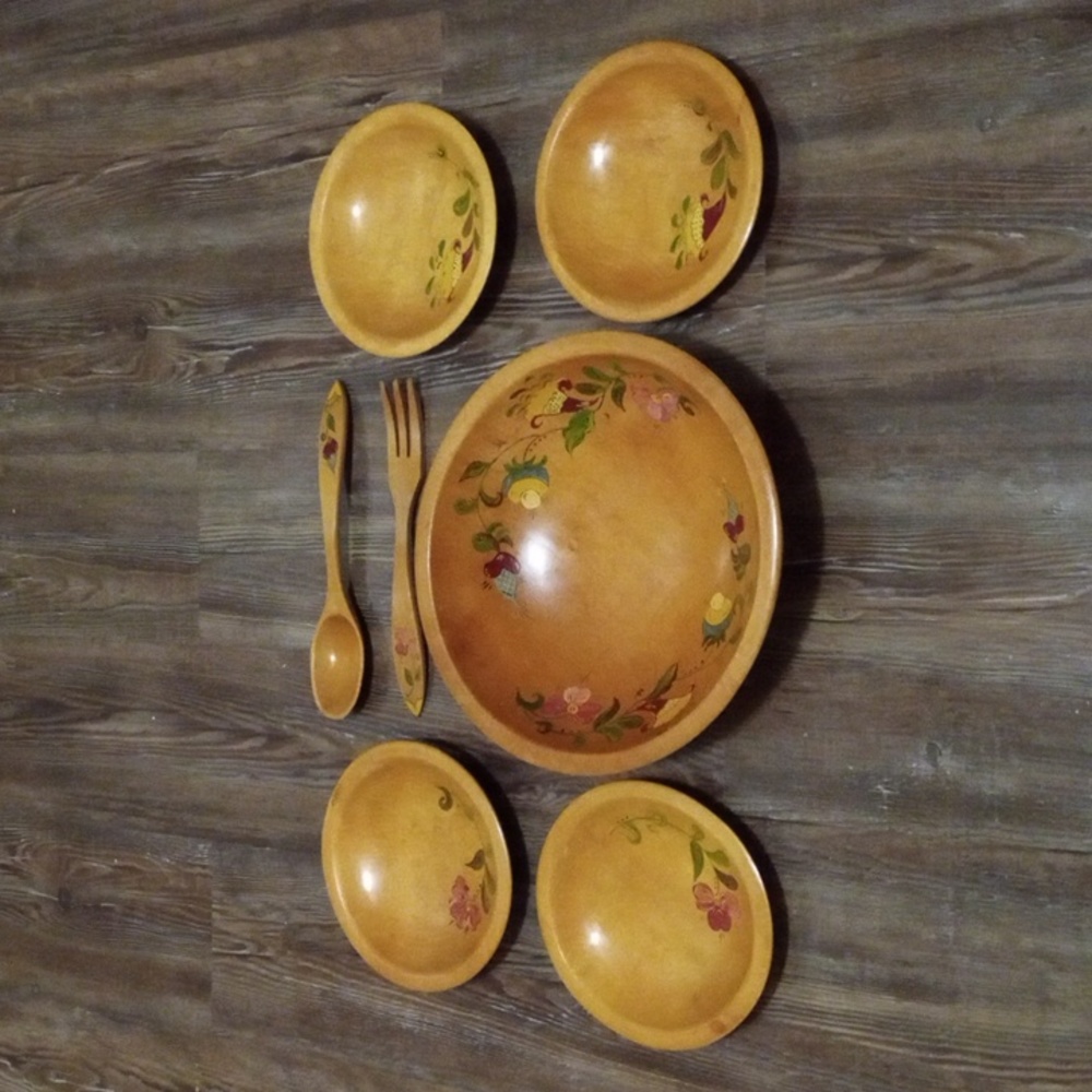 Vintage 1950 Handpainted 7-pc Salad Bowl Set